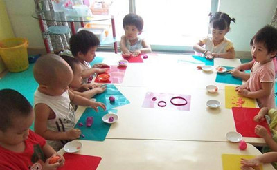 婴幼托管加盟店